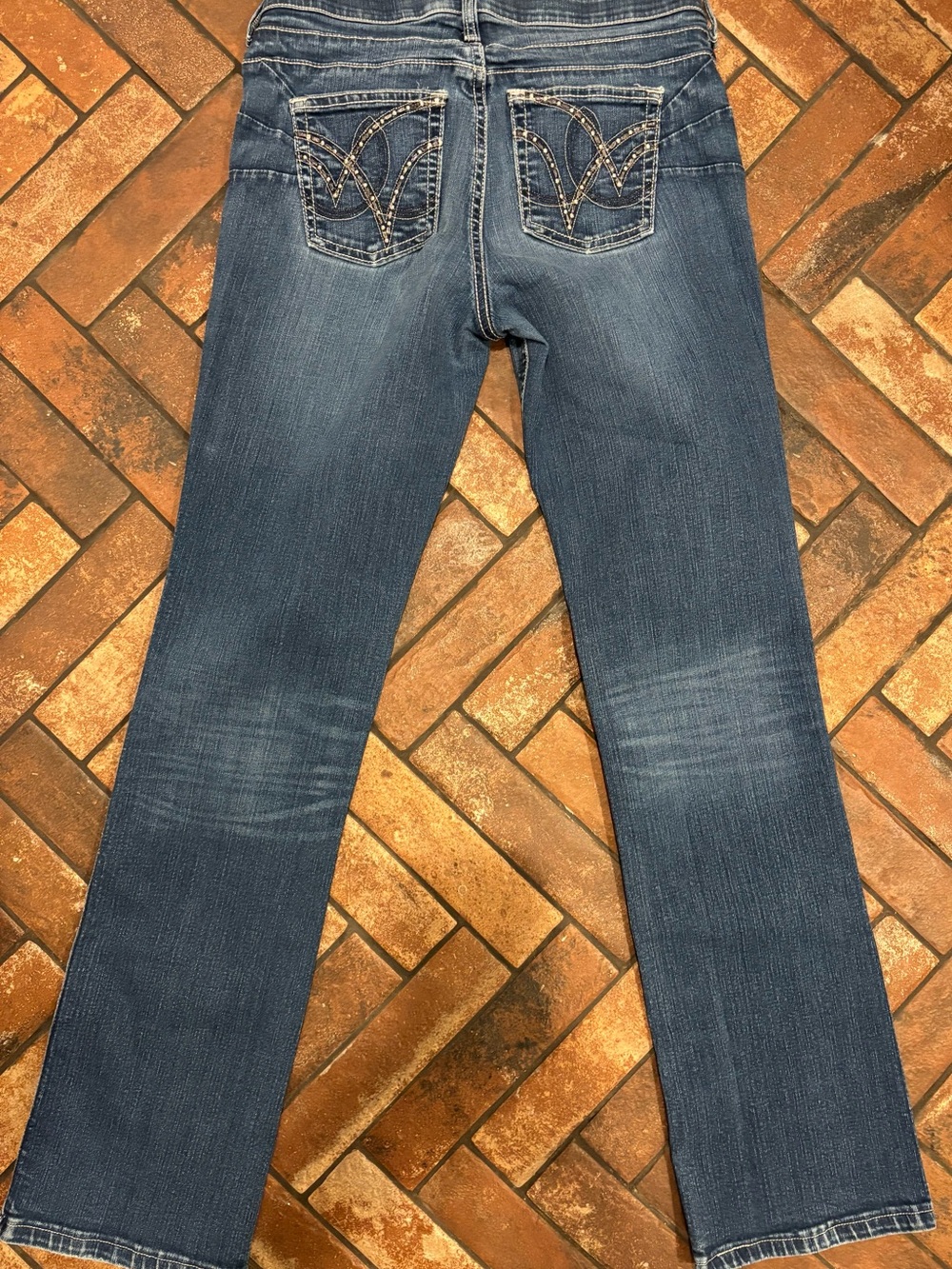 Wrangler Blue Straight Leg Jeans with Embroidered Back Pocket - Picture 3 of 8
